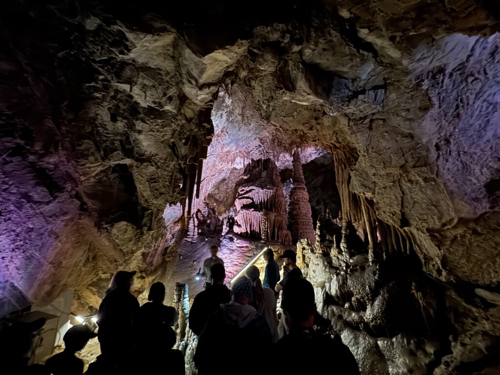 Paradise Tour at Lewis and Clark Caverns